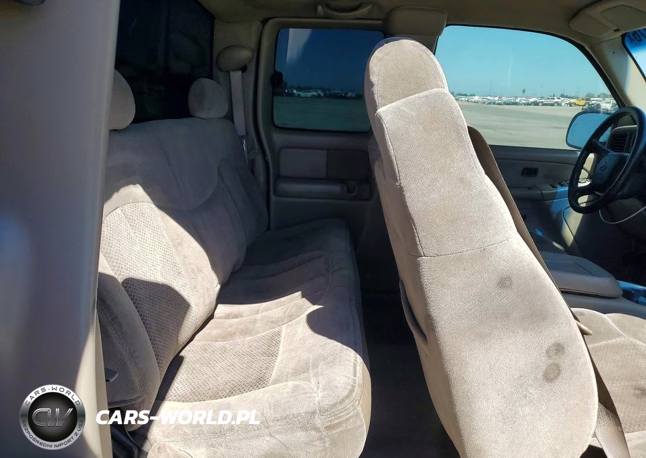 2001 Chevrolet Silverado C1500 VIN:2GCEC19T411144768 - 10