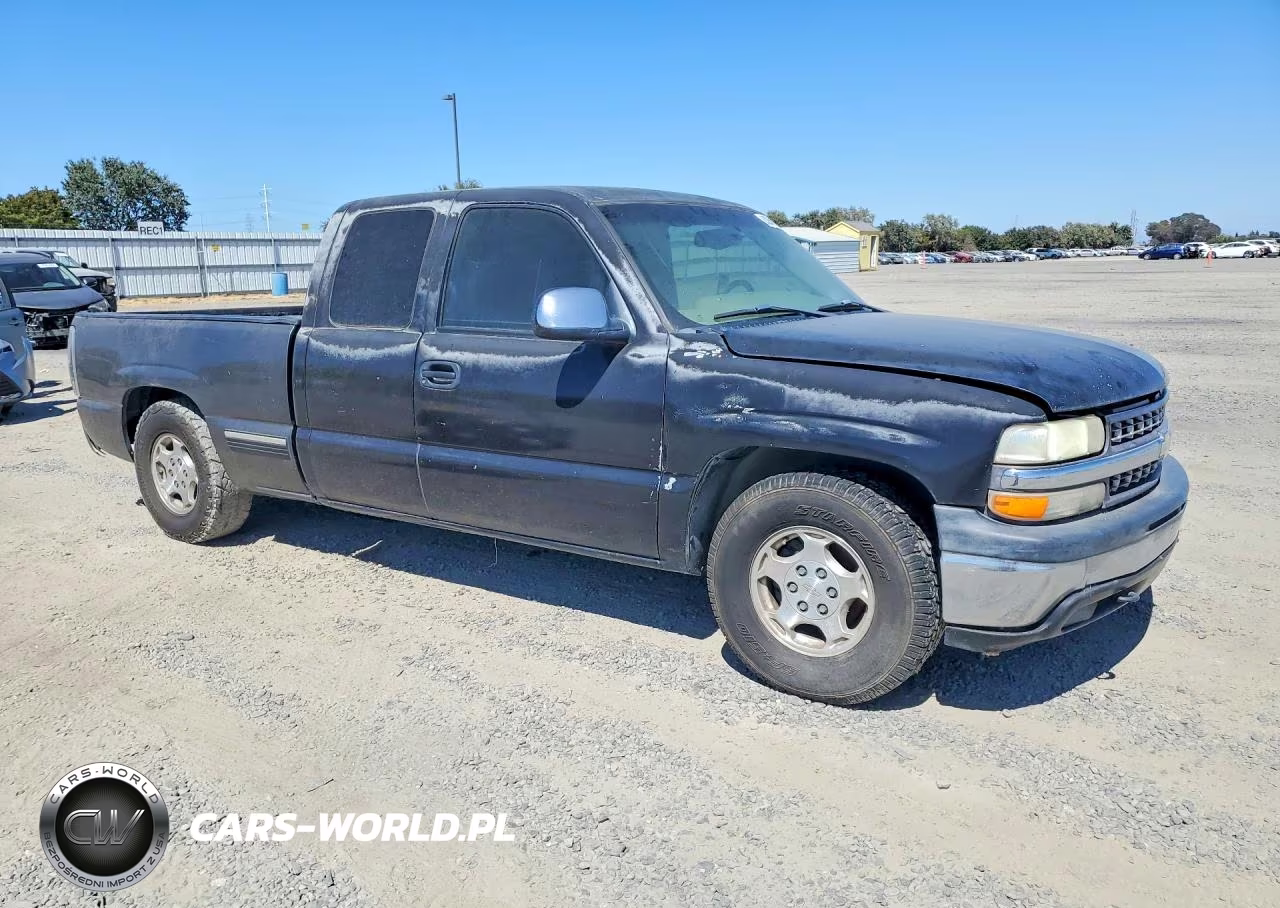 2001 Chevrolet Silverado C1500 VIN:2GCEC19T411144768 - 4