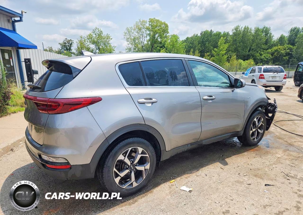 2020 Kia Sportage Lx VIN:KNDPMCAC6L7638889 - 3