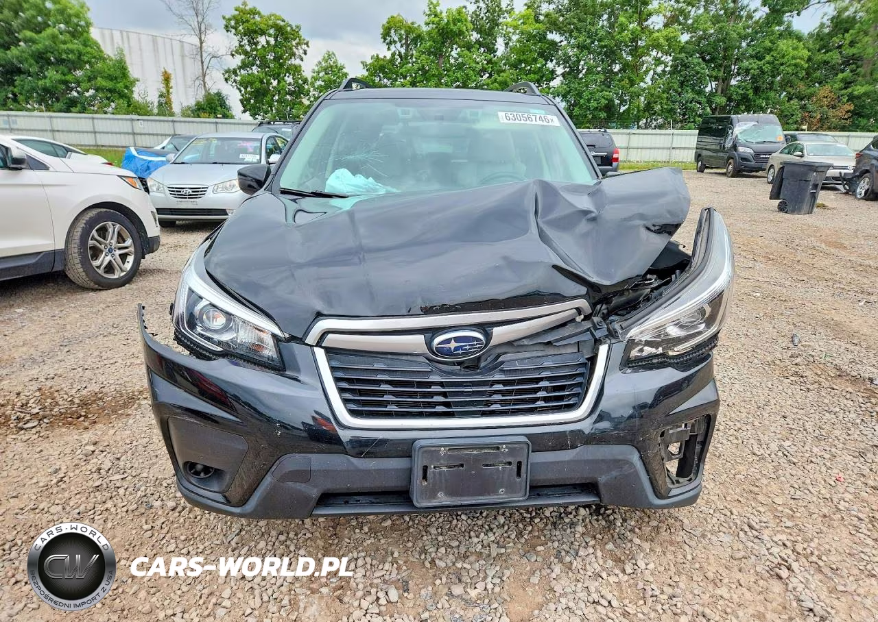 2019 Subaru Forester Premium VIN:JF2SKAGC6KH514028 - 5