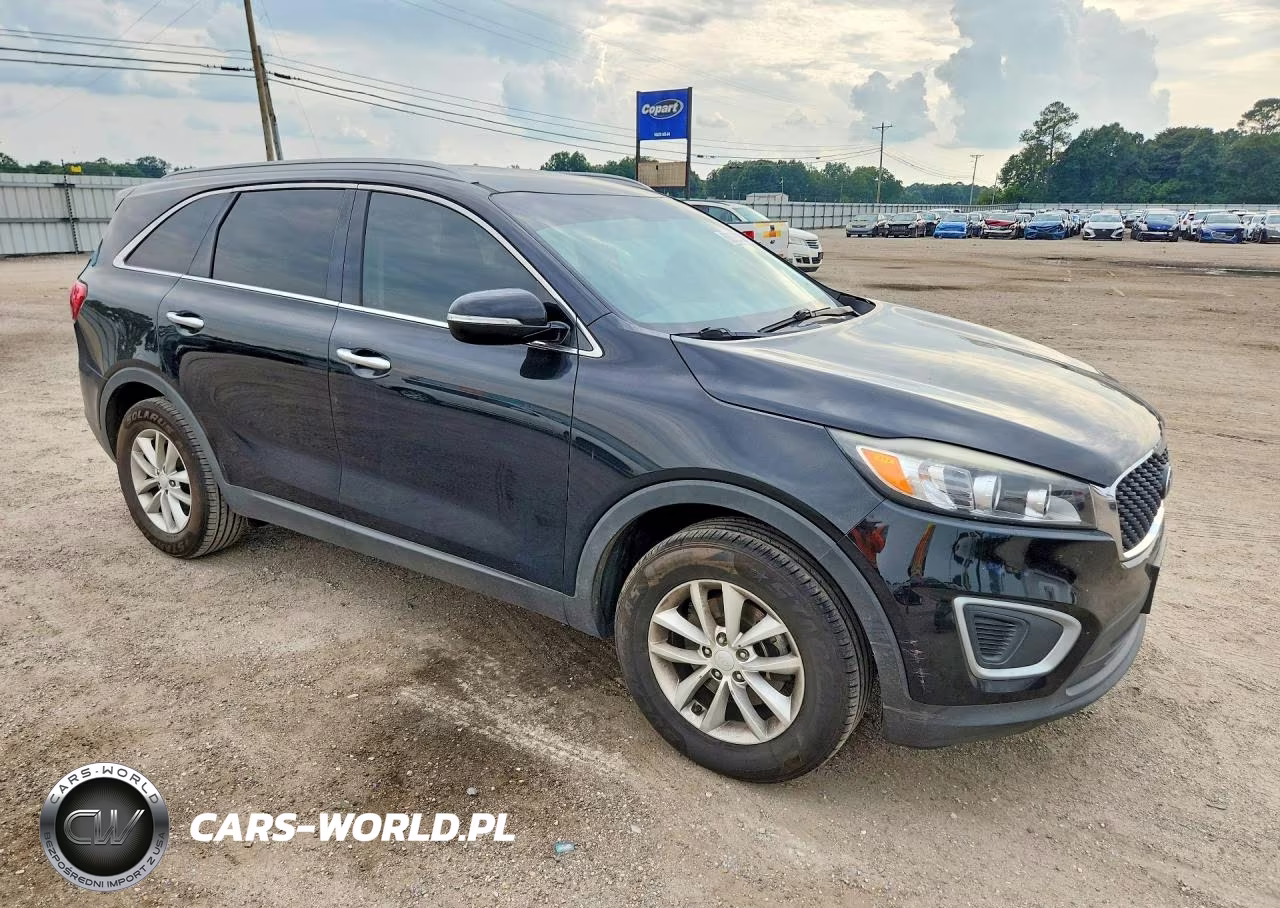 2018 Kia Sorento Lx VIN:5XYPG4A36JG418021 - 4