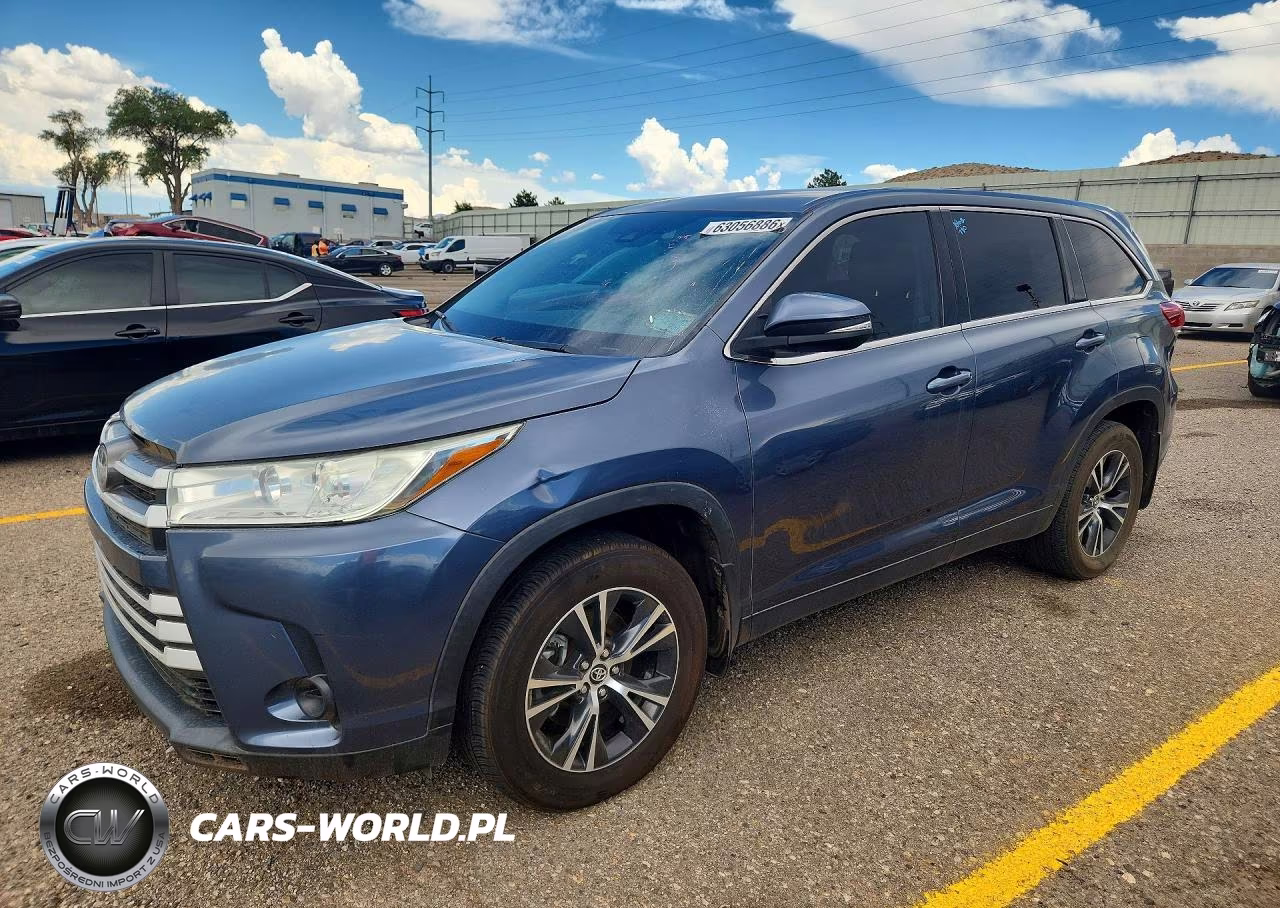 2019 Toyota Highlander Le – zdjęcie 1 z 13