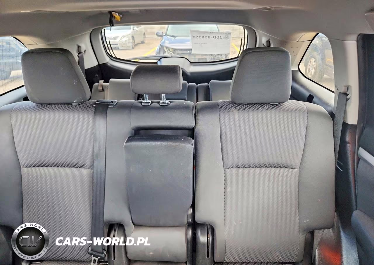 2019 Toyota Highlander Le VIN:5TDBZRFH3KS965130 - 10