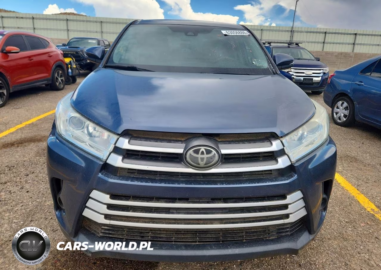 2019 Toyota Highlander Le VIN:5TDBZRFH3KS965130 - 5