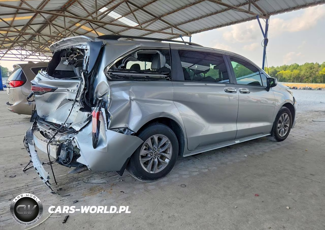 2025 Toyota Sienna Xle 8-Passenger VIN:5TDJRKEC7SS251462 - 3