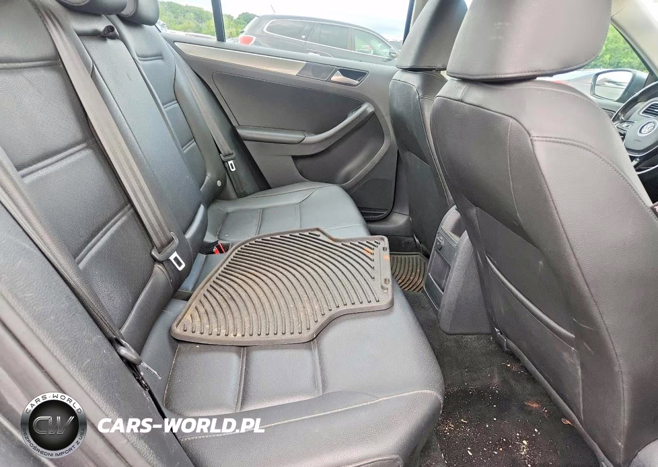 2018 Volkswagen Jetta Se VIN:3VWB67AJ6JM226787 - 10