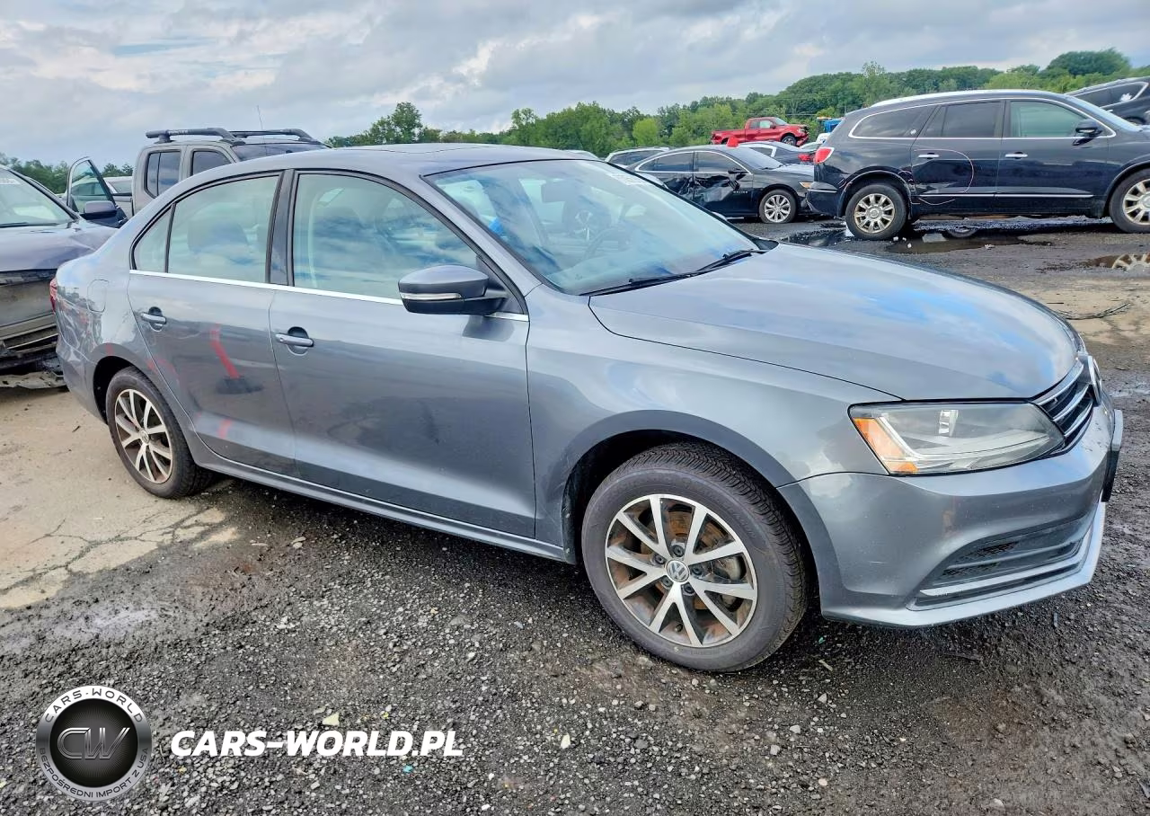 2018 Volkswagen Jetta Se VIN:3VWB67AJ6JM226787 - 4