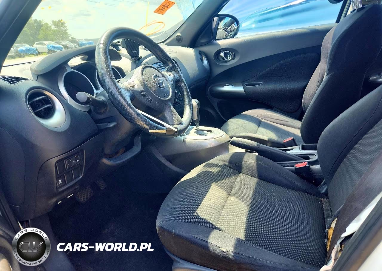 2013 Nissan Juke S VIN:JN8AF5MR2DT210682 - 7