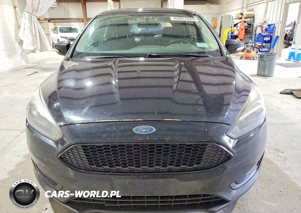 2017 Ford Focus Sel VIN:1FADP3M20HL330604 - 5