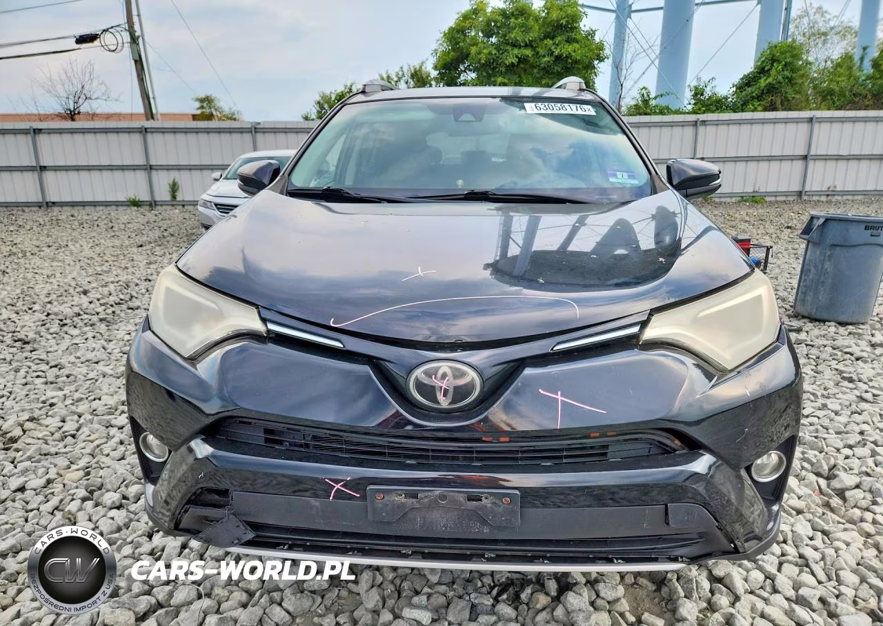 2017 Toyota Rav4 Xle VIN:2T3RFREV4HW661553 - 5