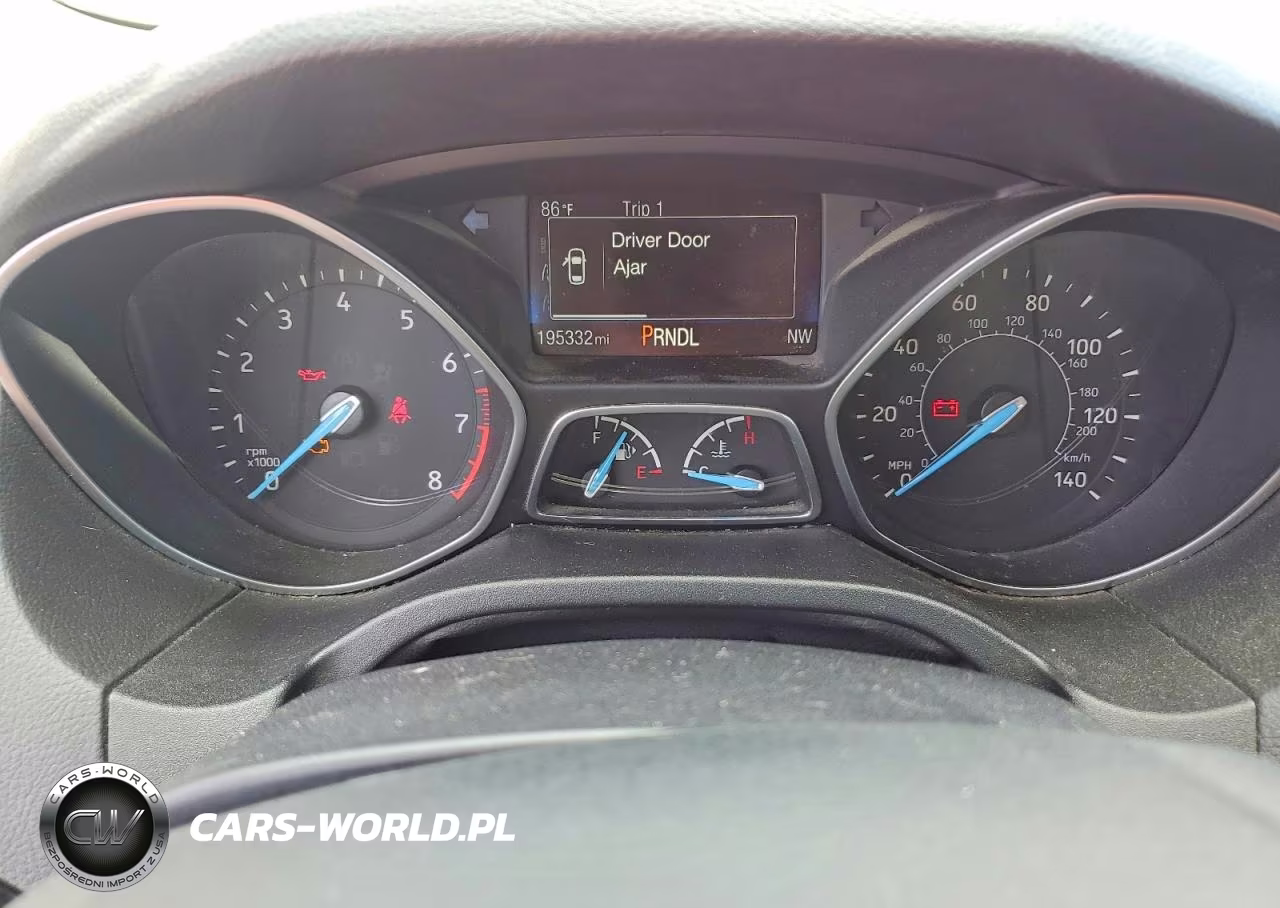 2017 Ford Focus Se VIN:1FADP3K24HL240925 - 9