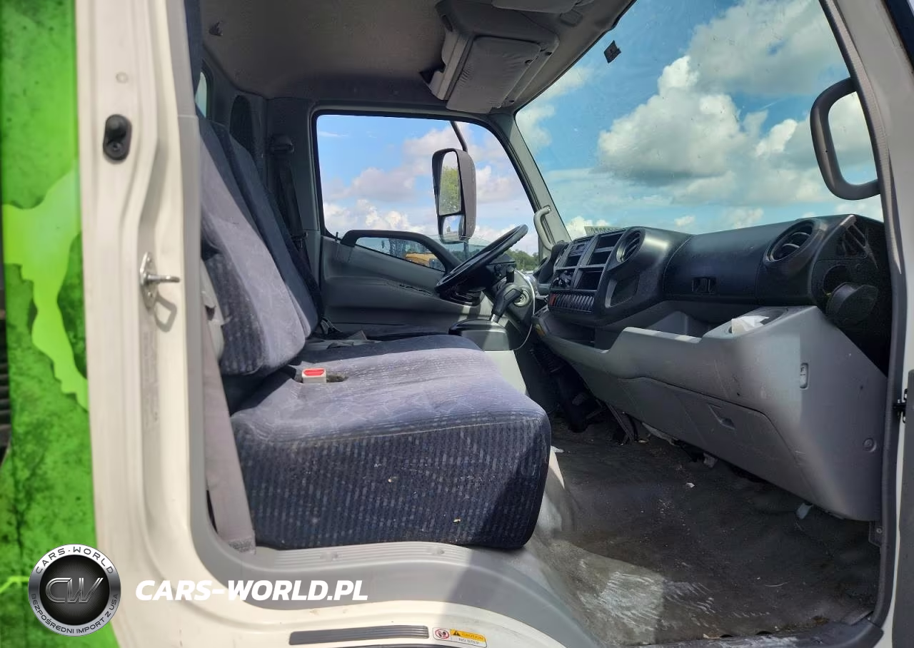 2017 Hino 195 VIN:JHHSDM2H5HK004825 - 11