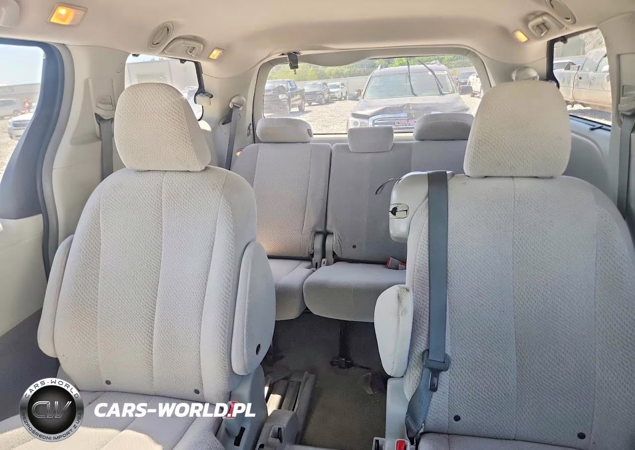 2012 Toyota Sienna Le VIN:5TDKK3DCXCS189802 - 10