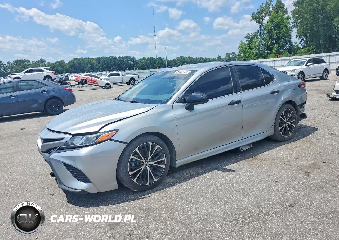 2020 Toyota Camry Se