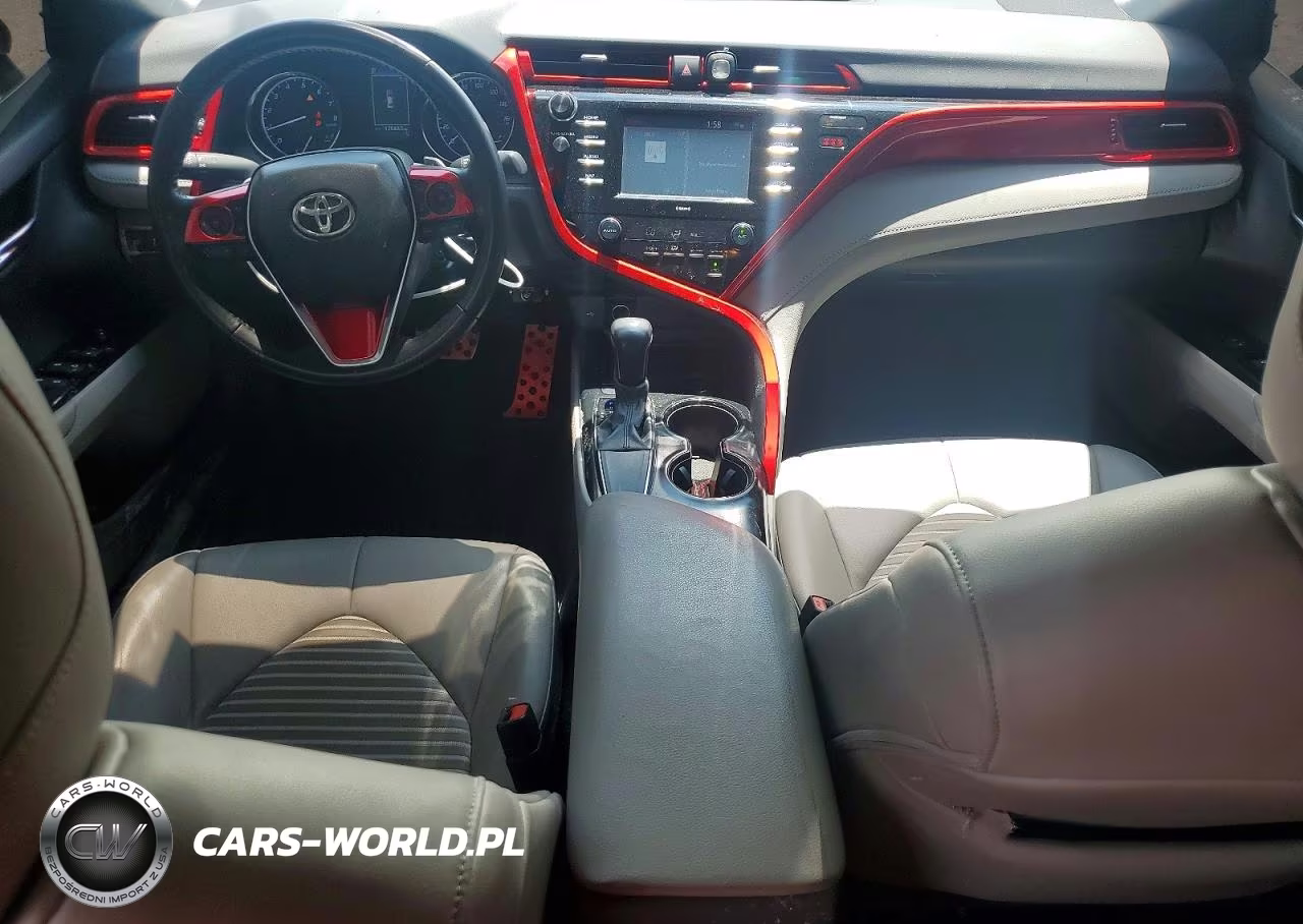 2020 Toyota Camry Se VIN:4T1G11AK9LU911082 - 8