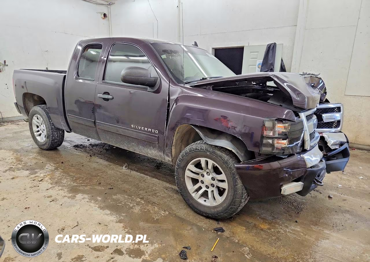 2008 Chevrolet Silverado K1500 VIN:2GCEK19J881147796 - 4