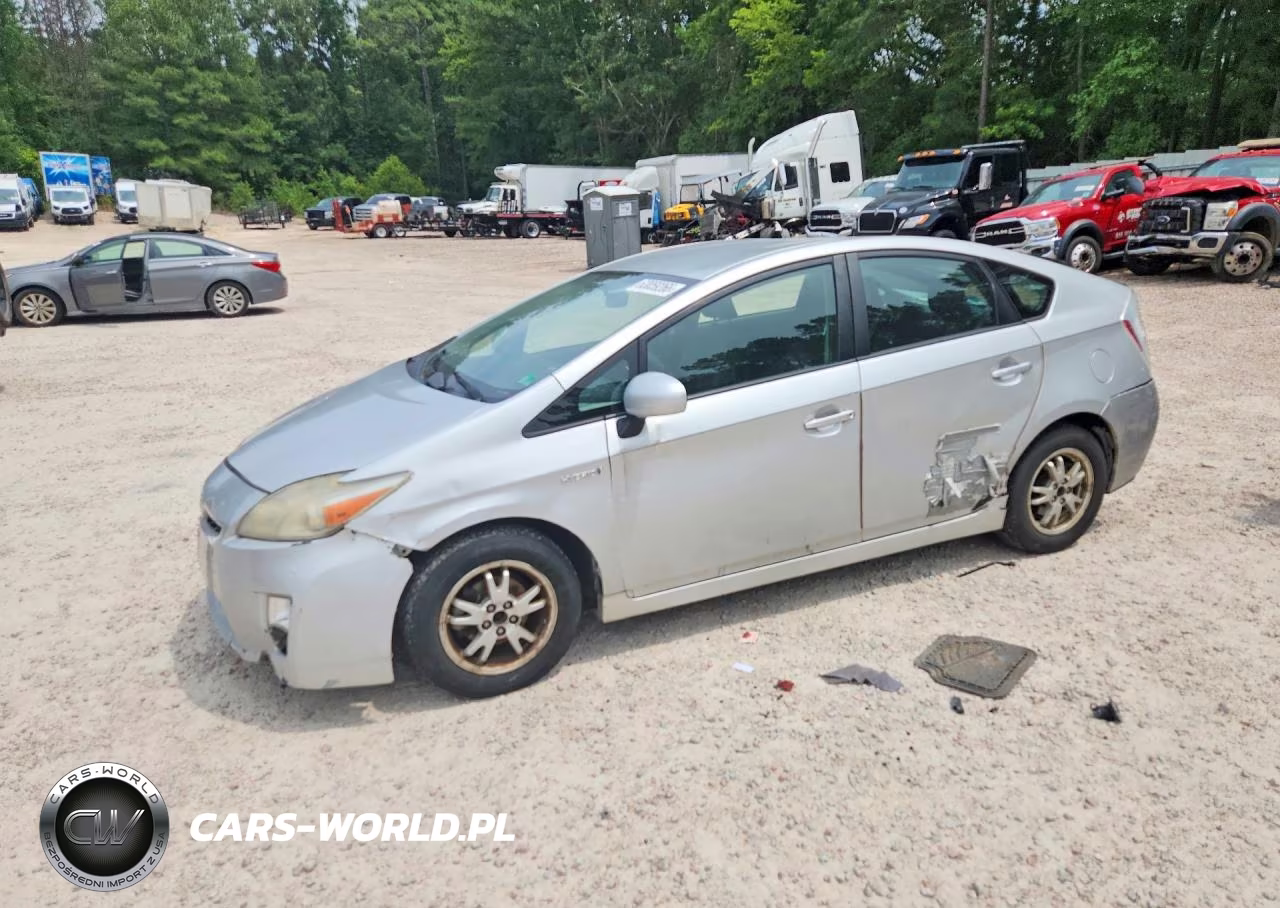 2011 Toyota Prius Two