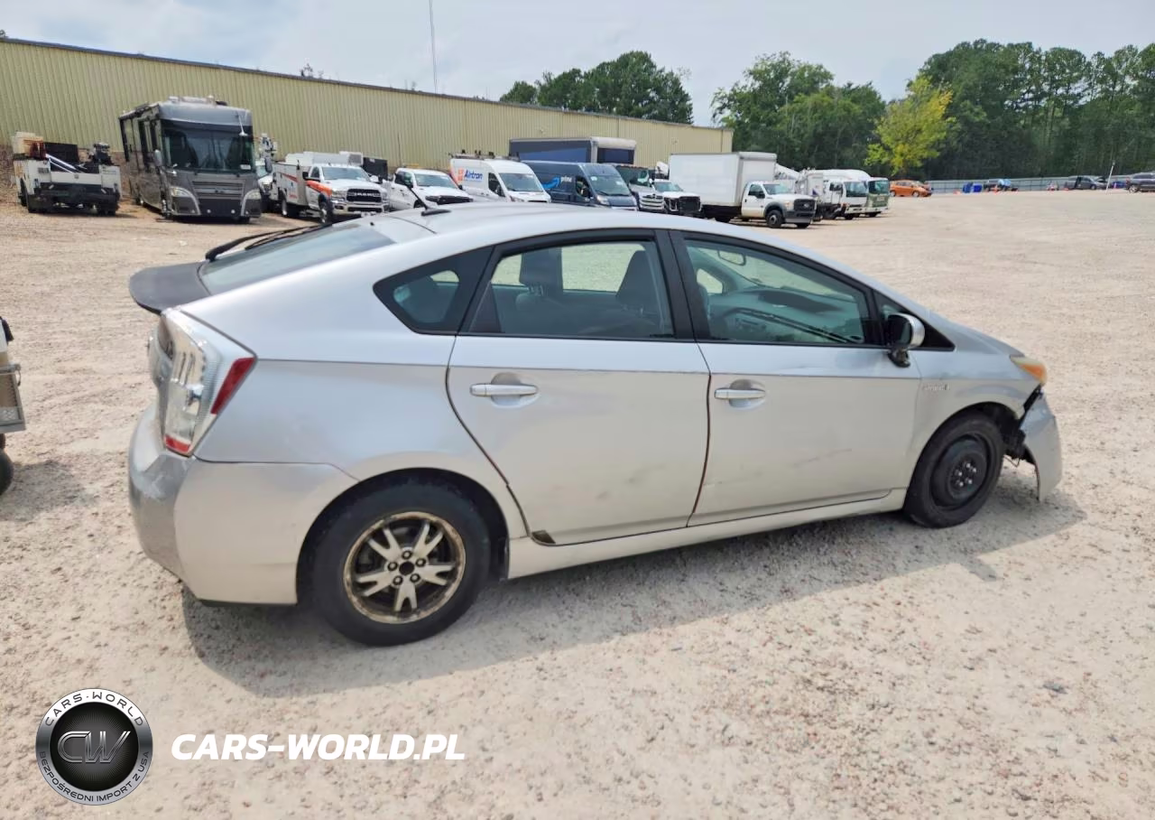 2011 Toyota Prius Two VIN:JTDKN3DU0B0282653 - 3