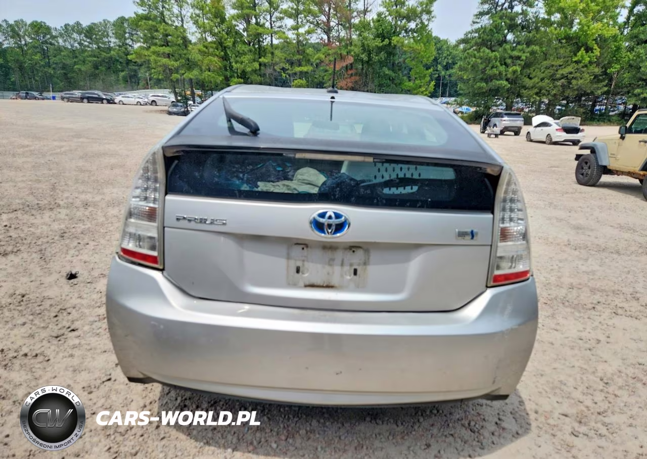 2011 Toyota Prius Two VIN:JTDKN3DU0B0282653 - 6