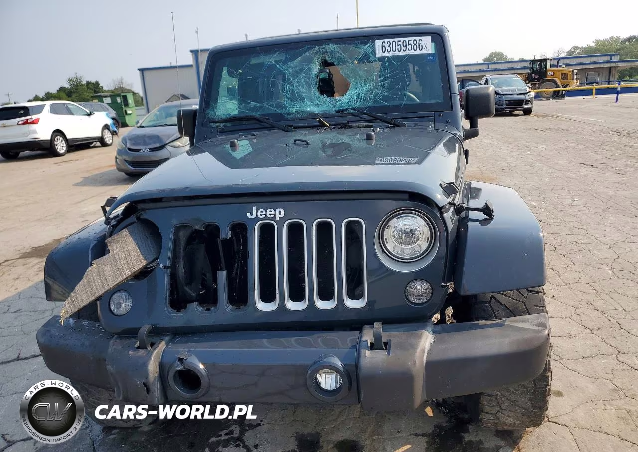 2017 Jeep Wrangler Unlimited Sahara VIN:1C4BJWEG6HL532801 - 5
