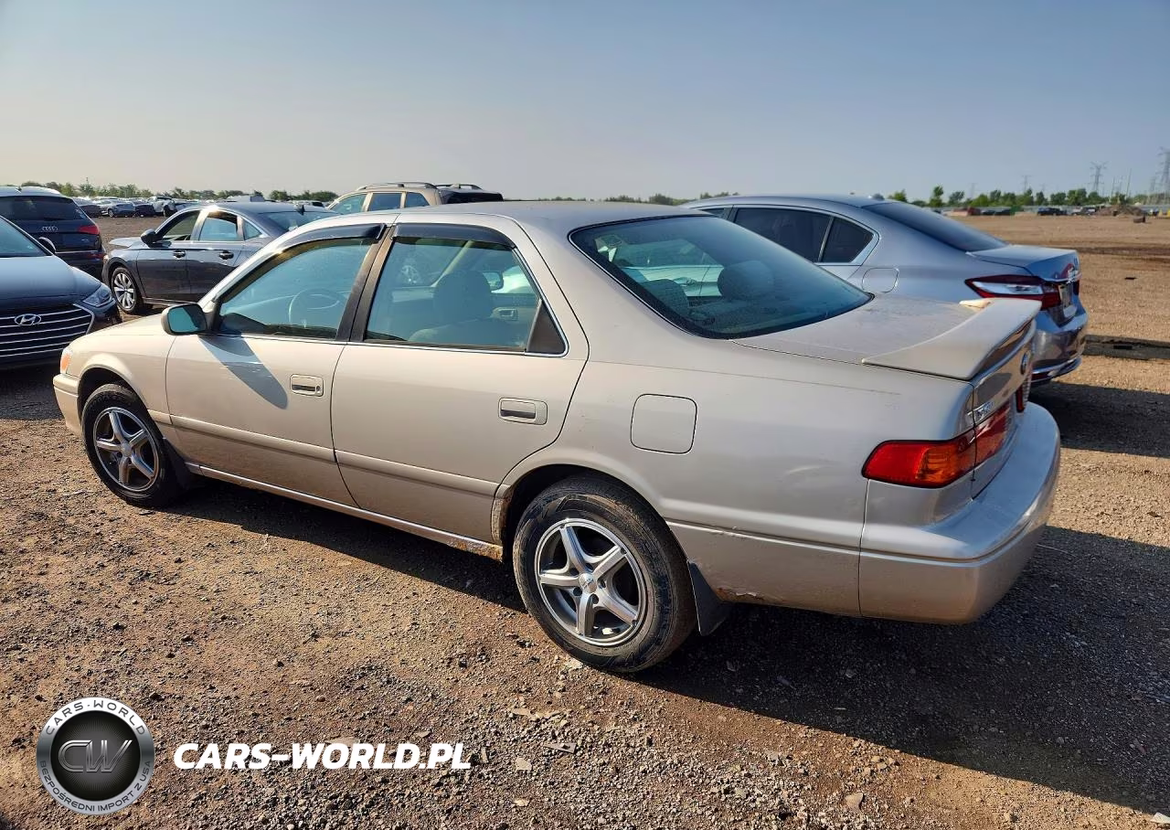 2001 Toyota Camry Le VIN:4T1BG22K41U029134 - 2