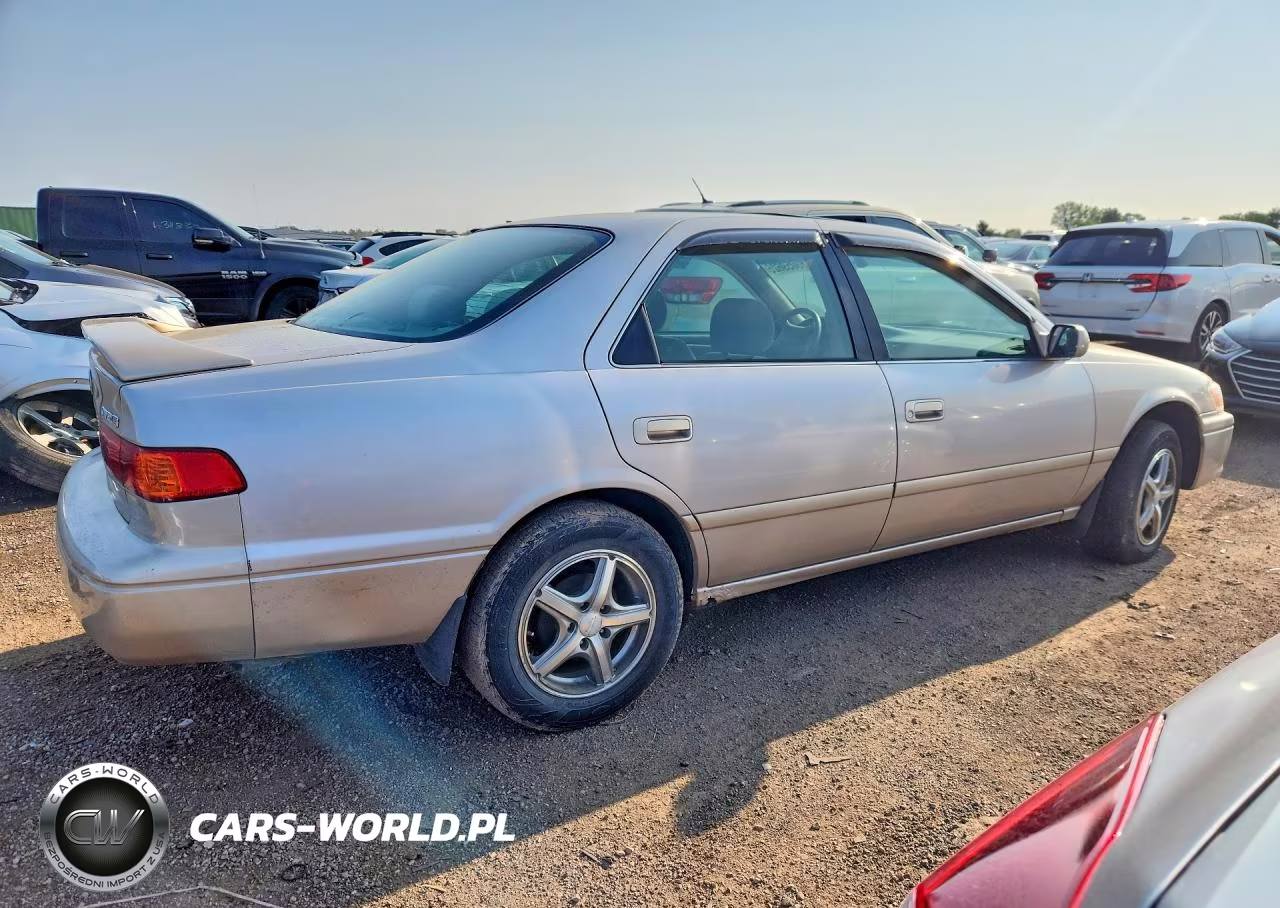 2001 Toyota Camry Le VIN:4T1BG22K41U029134 - 3