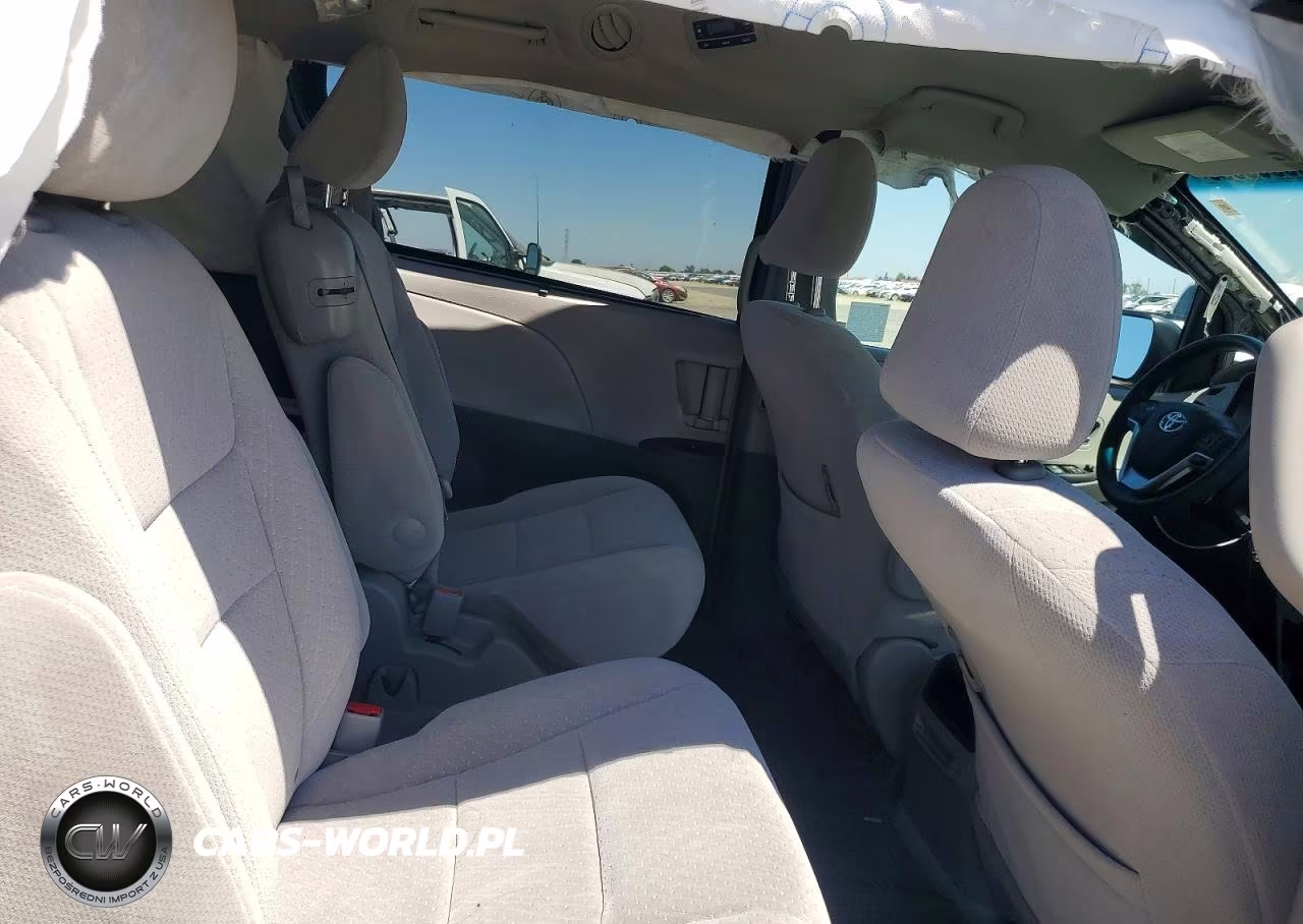 2016 Toyota Sienna Le VIN:5TDKK3DCXGS746603 - 11