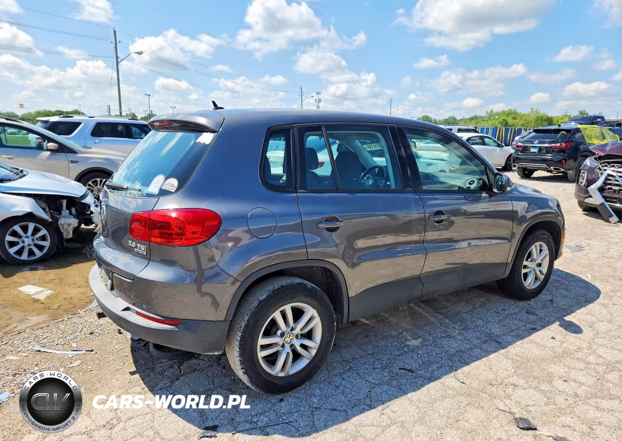 2014 Volkswagen Tiguan VIN:WVGBV3AX9EW523251 - 3