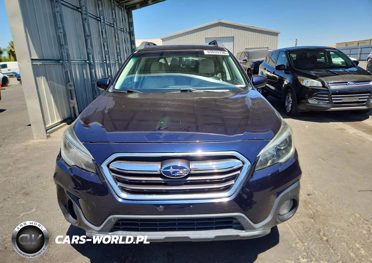 2018 Subaru Outback 2.5I Premium VIN:4S4BSADC8J3202870 - 5