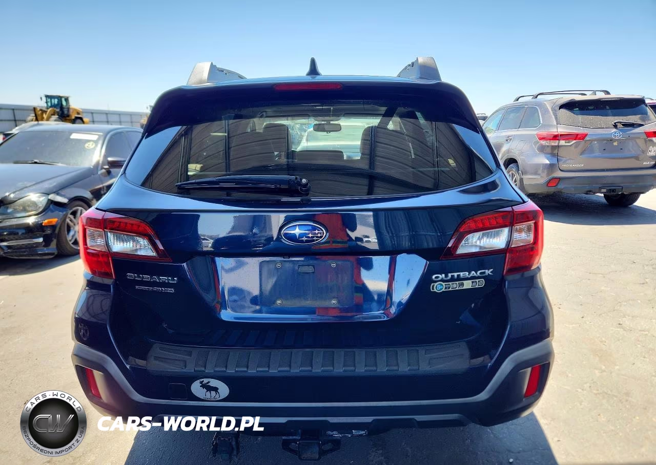 2018 Subaru Outback 2.5I Premium VIN:4S4BSADC8J3202870 - 6