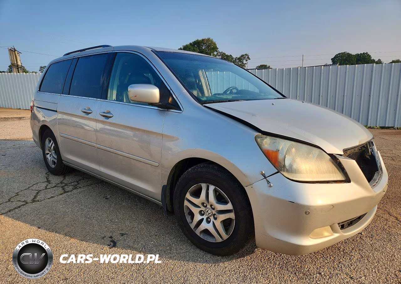 2006 Honda Odyssey Touring VIN:5FNRL388X6B509016 - 4