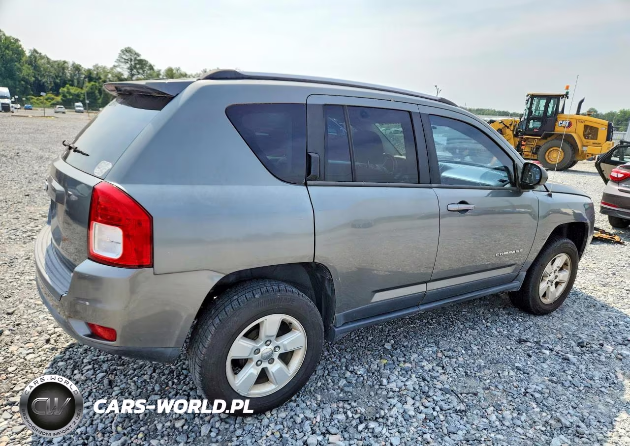 2013 Jeep Compass Sport VIN:1C4NJCBA5DD264873 - 3