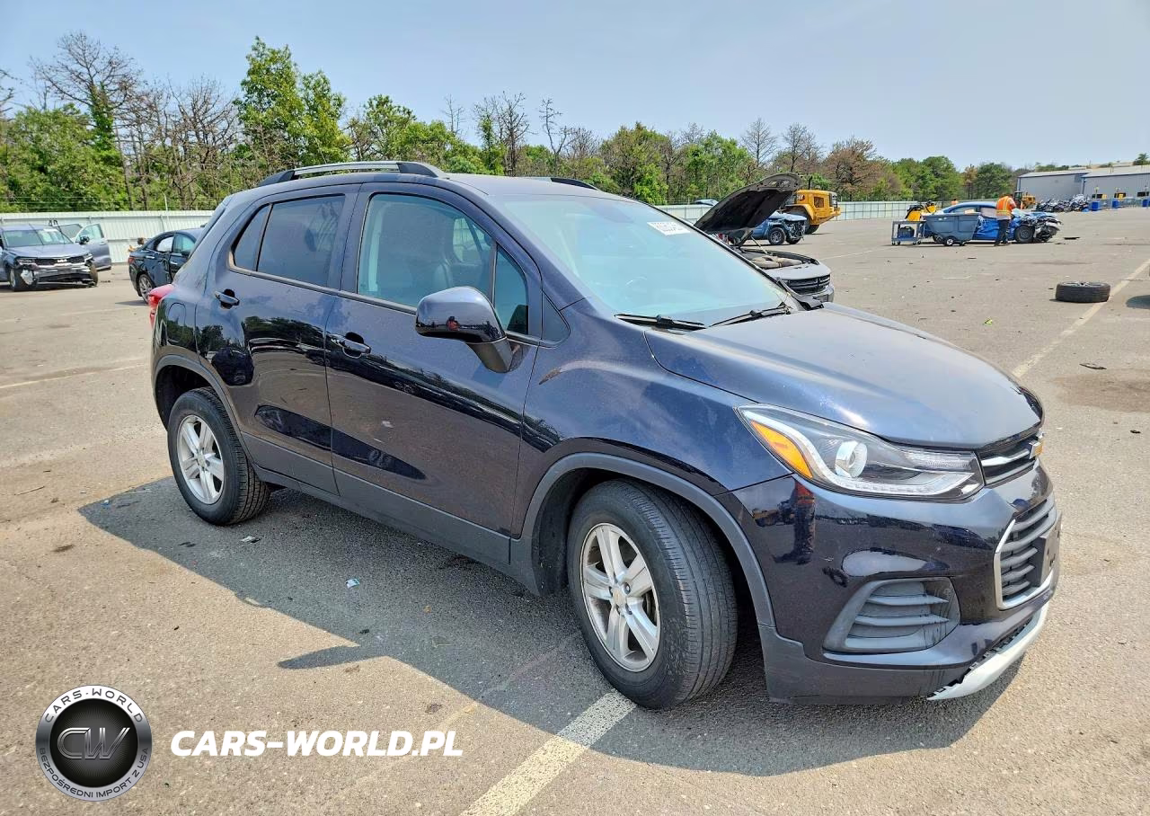 2021 Chevrolet Trax 1Lt VIN:KL7CJLSM9MB377381 - 4