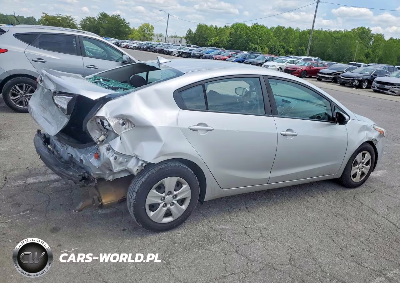 2018 Kia Forte Lx VIN:3KPFK4A79JE209785 - 3