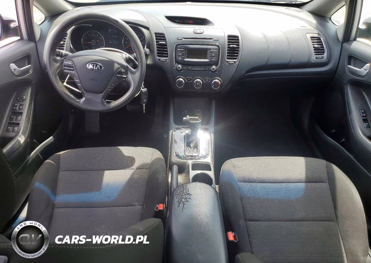 2018 Kia Forte Lx VIN:3KPFK4A79JE209785 - 8