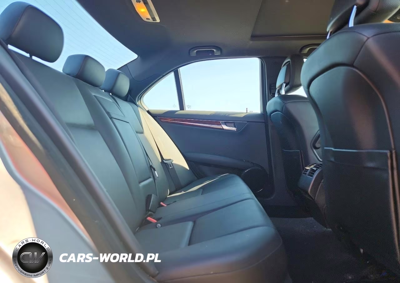 2011 Mercedes-Benz C 300 4Matic VIN:WDDGF8BB5BR159532 - 10