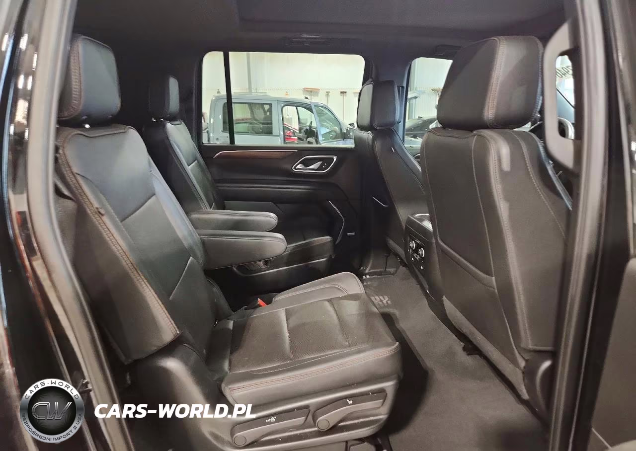 2023 Chevrolet Suburban K1500 High Country VIN:1GNSKGKL1PR128666 - 11