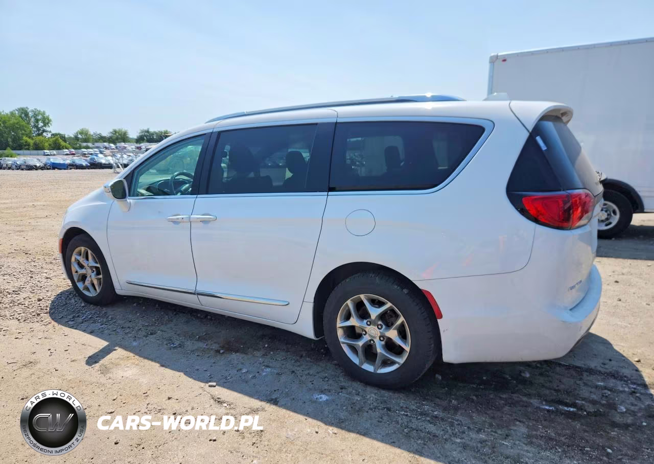 2019 Chrysler Pacifica Limited VIN:2C4RC1GG2KR627556 - 2