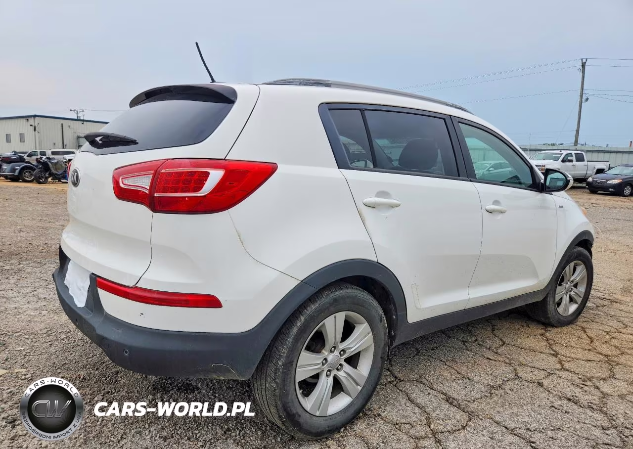 2013 Kia Sportage Lx VIN:KNDPBCA20D7517029 - 3