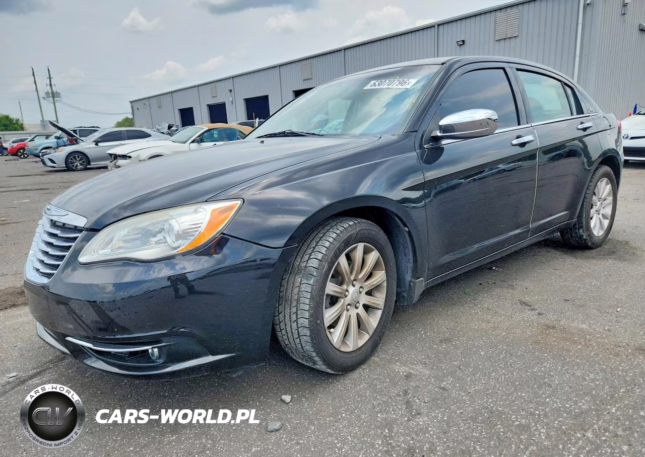 2013 Chrysler 200 Limited – zdjęcie 1 z 12