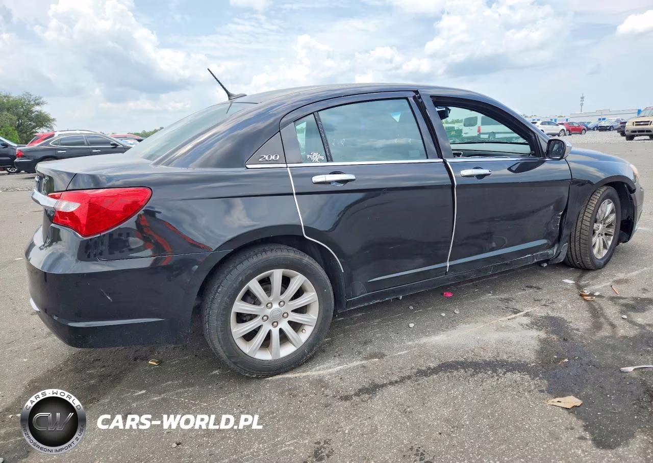 2013 Chrysler 200 Limited VIN:1C3CCBCG7DN738206 - 3