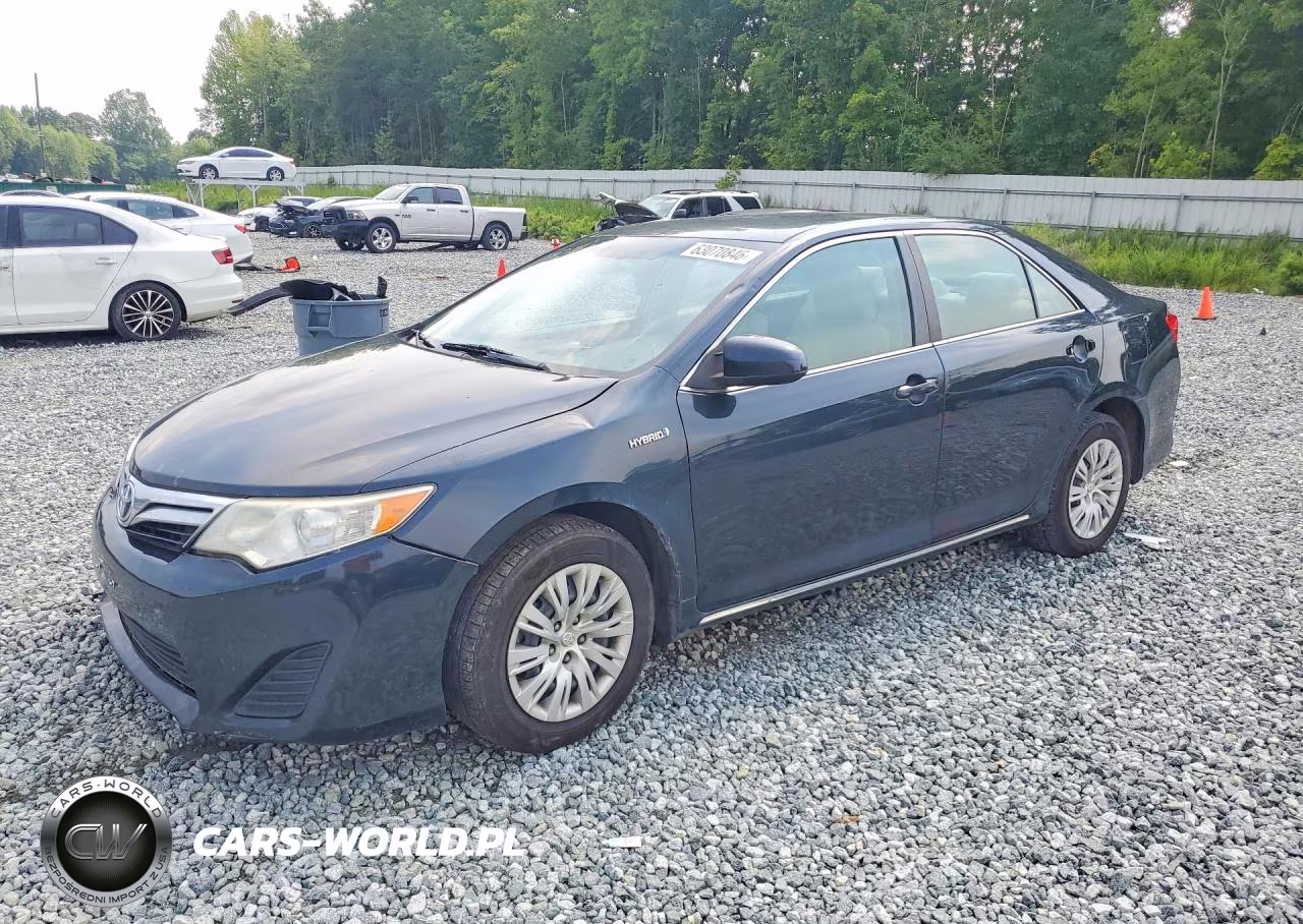 2013 Toyota Camry Hybrid Le