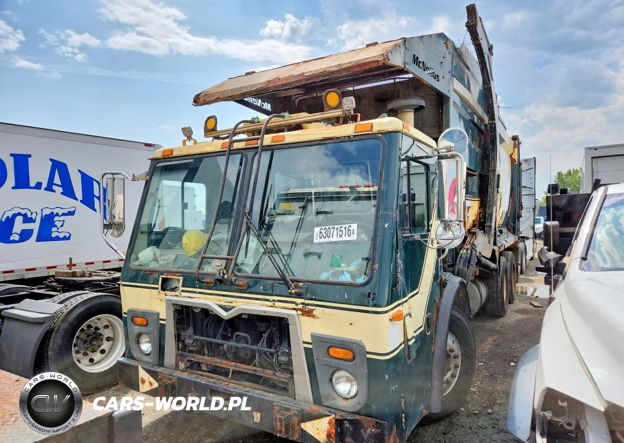 2008 Mack 600 Leu600