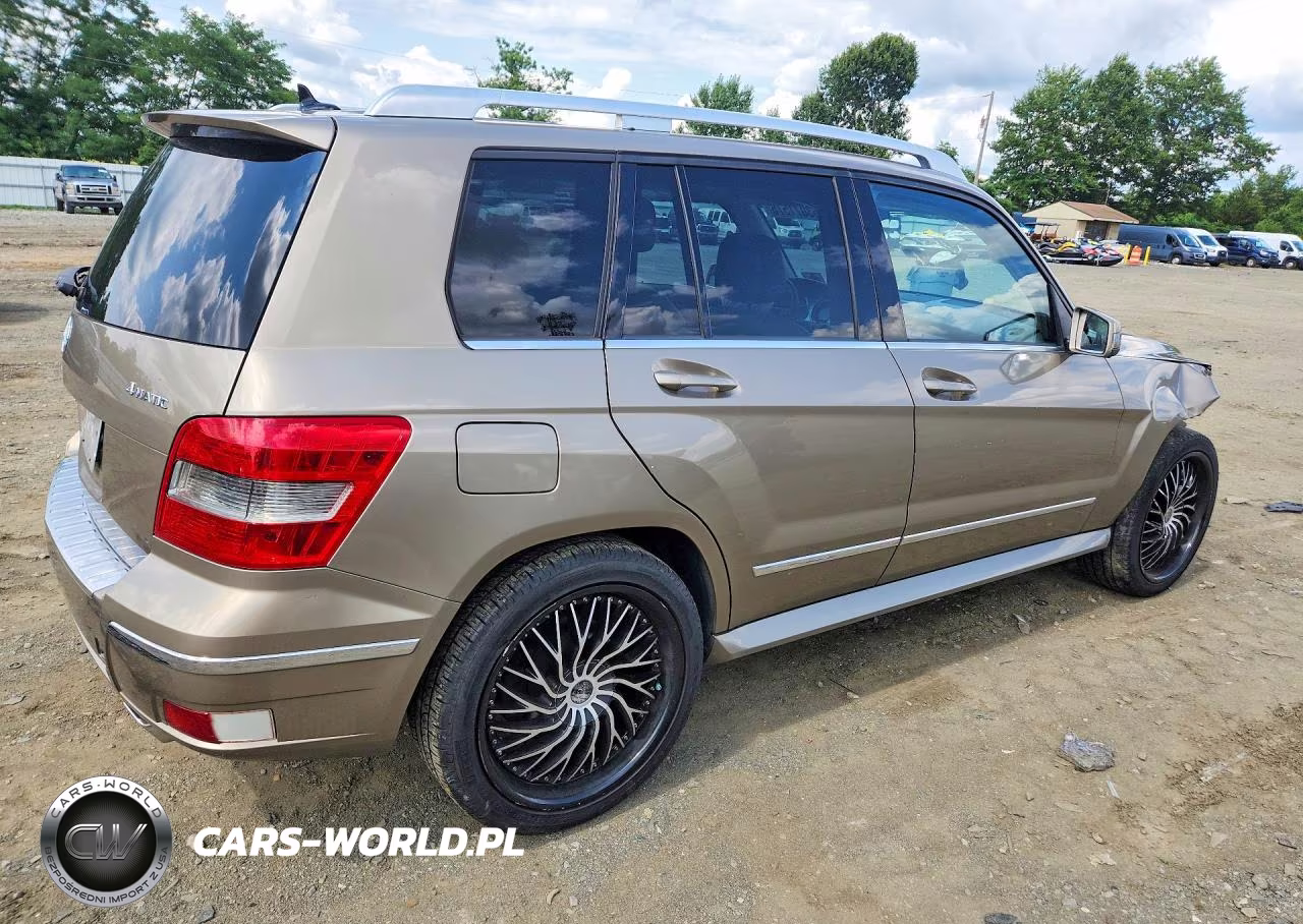 2010 Mercedes-Benz Glk 350 4Matic VIN:WDCGG8HB6AF404542 - 3