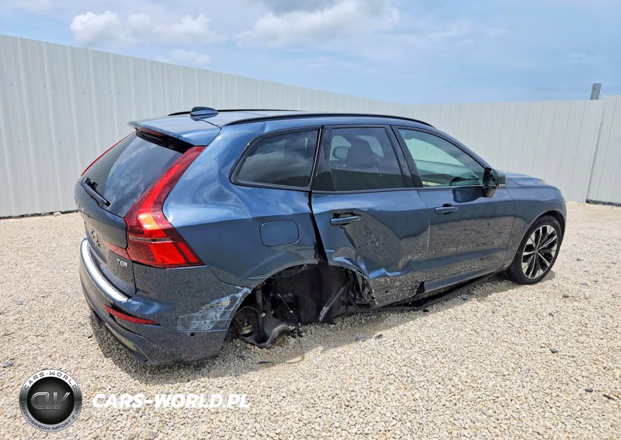 2026 Volvo Xc60 Plus VIN:YV4H60RC0T1454162 - 3