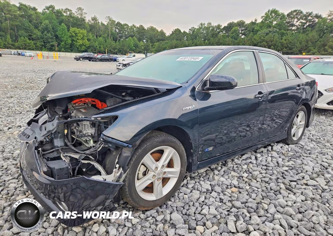 2014 Toyota Camry Hybrid Se