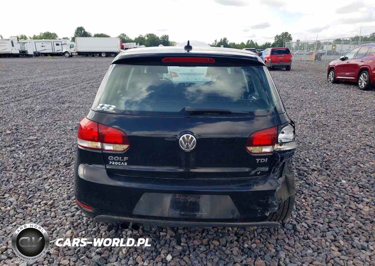 2014 Volkswagen Golf VIN:WVWDM7AJ8EW003674 - 6