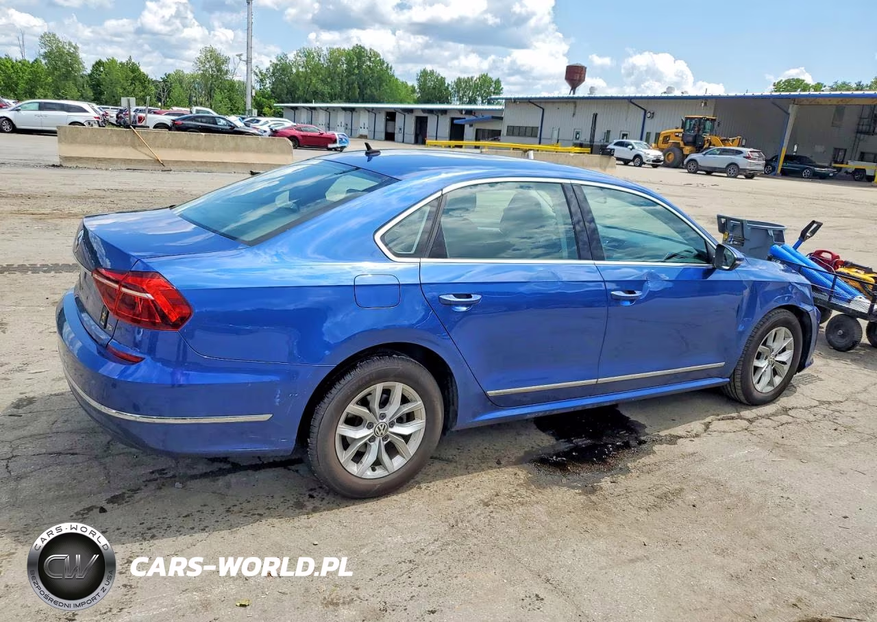 2017 Volkswagen Passat S VIN:1VWAT7A34HC039713 - 3