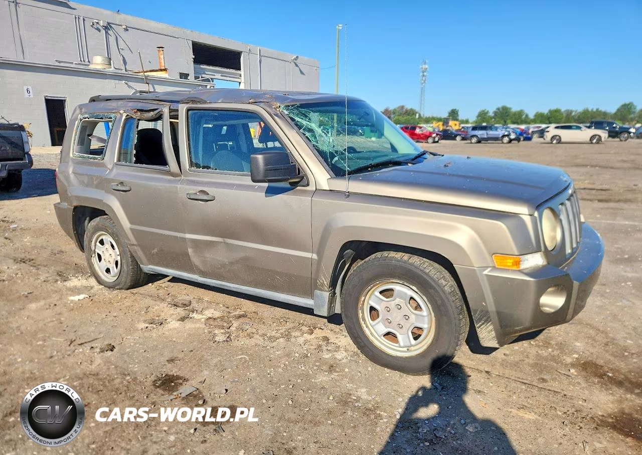 2008 Jeep Patriot Sport VIN:1J8FF28W48D511429 - 4