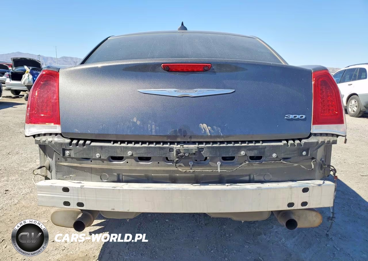 2016 Chrysler 300 Limited VIN:2C3CCAAG4GH211900 - 6